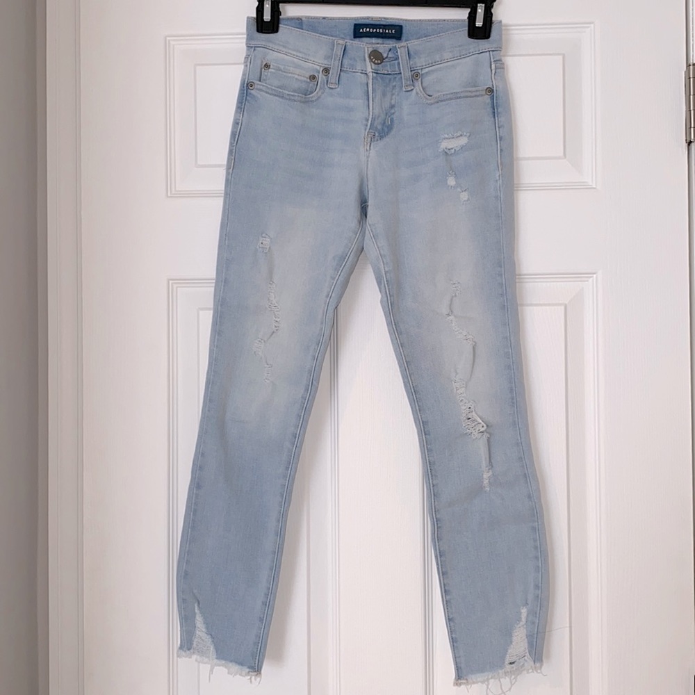Distressed crop jeans
